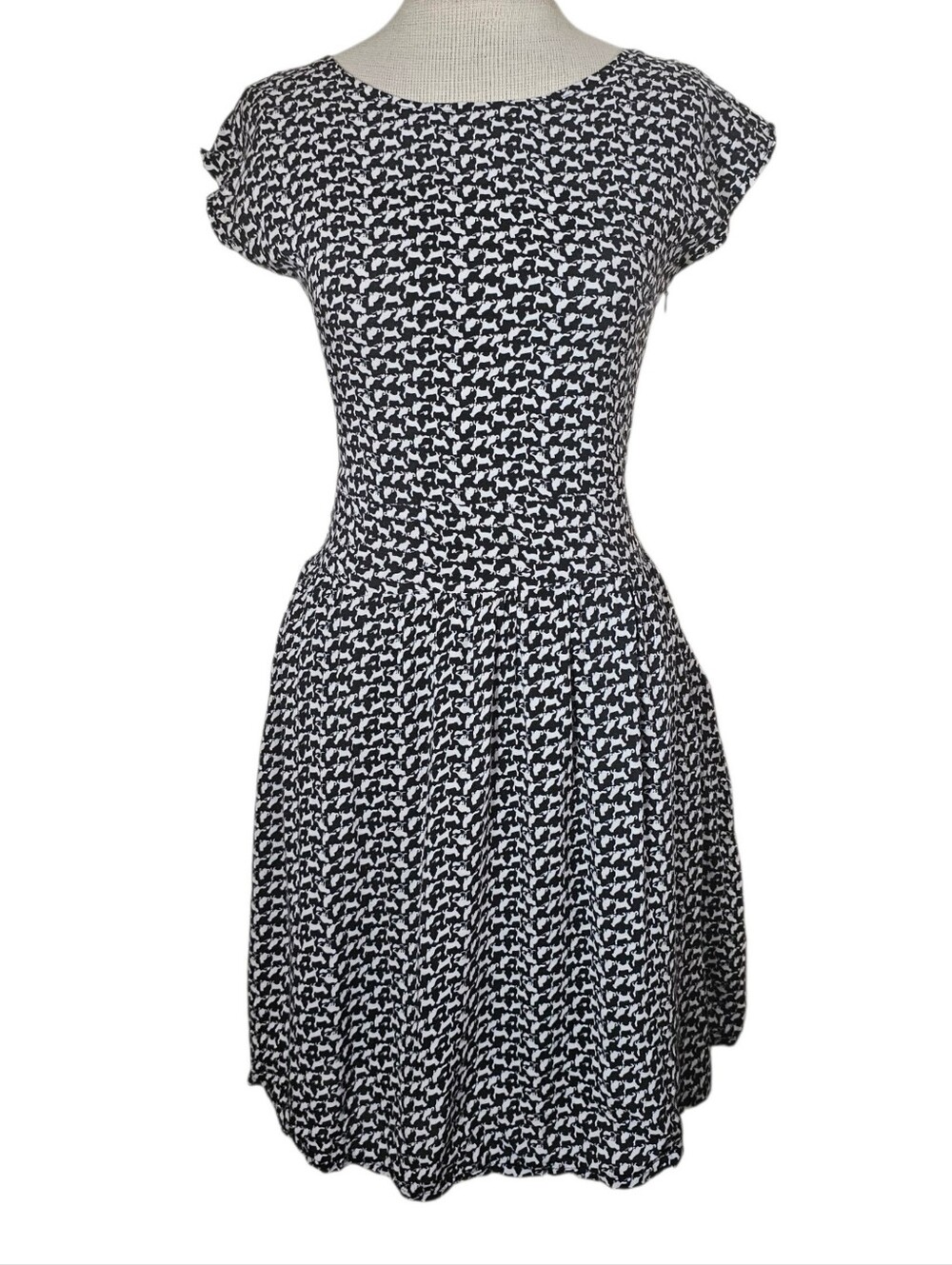 Cat Print Fit-and-Flare Dress Size S Black White Pinup Twee Mod Indie Sleaze